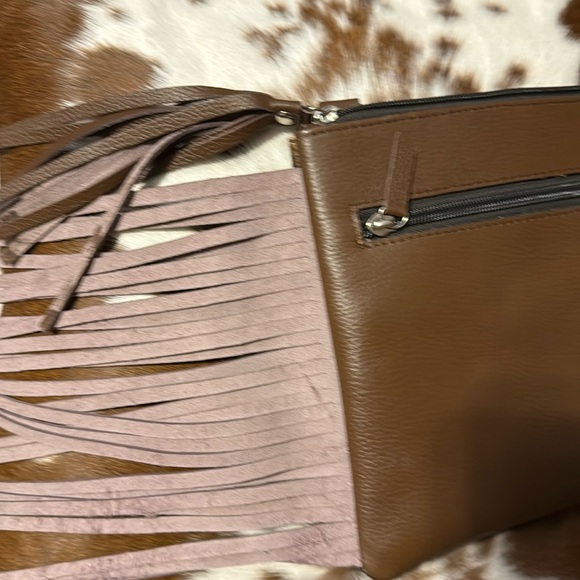 New Handmade Real Cowhide Leather Crossbody Purse Handbag Hair On With Fringes - Picture 8 of 9